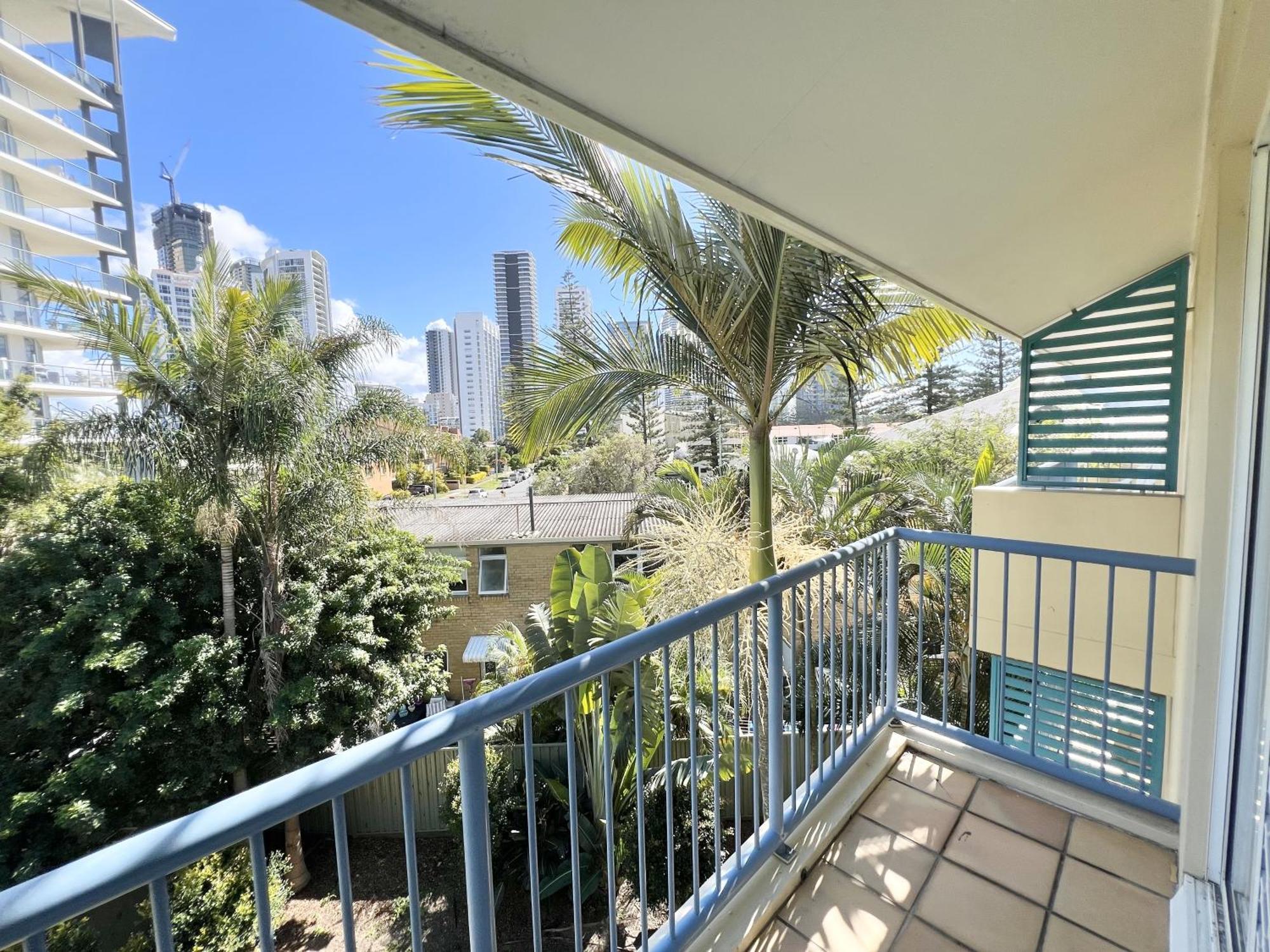 Cha Private Apts Diamond Beach Apartment Gold Coast Bagian luar foto